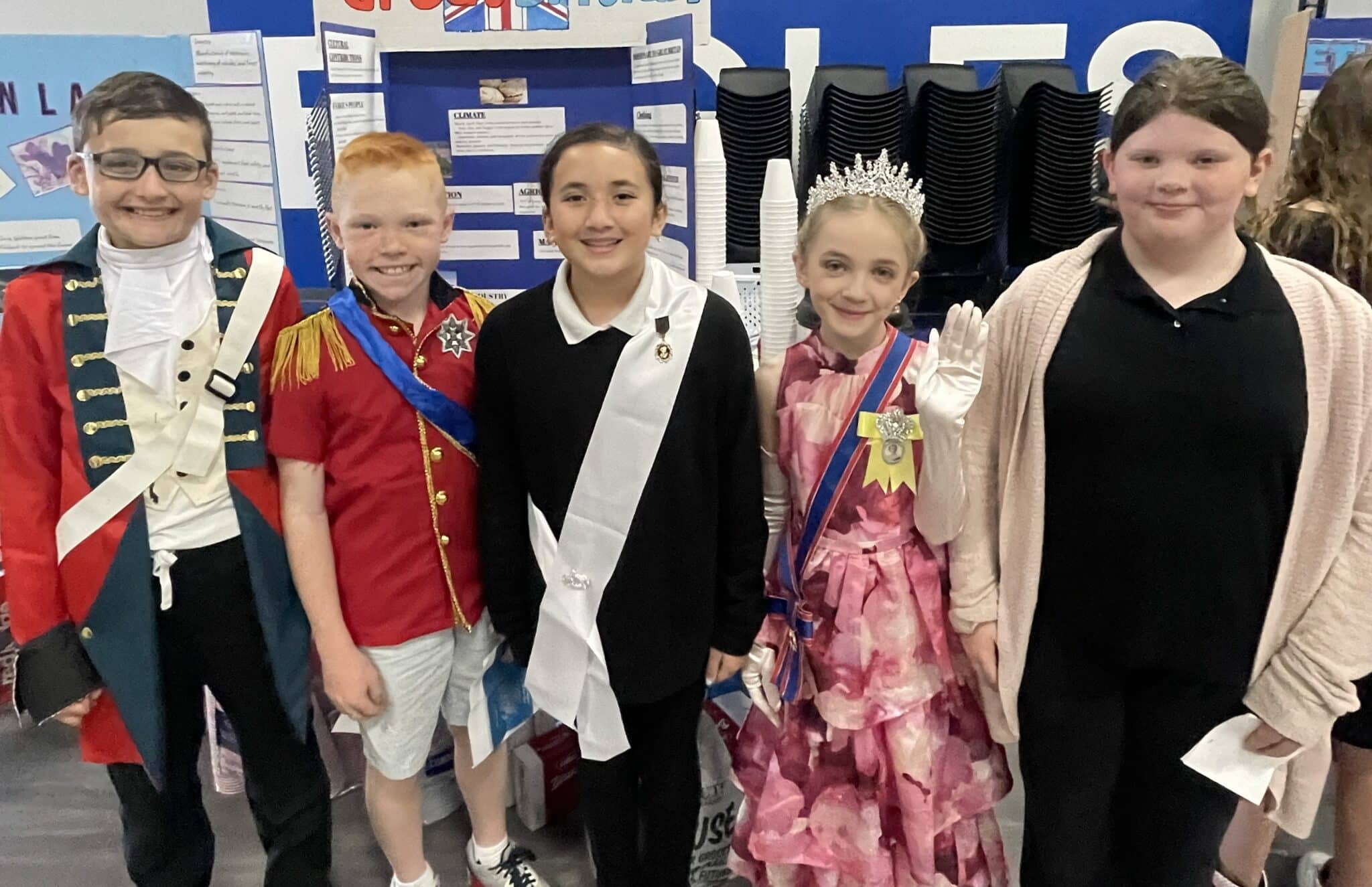 SCA fifth grade students Carter Blair, Jack Borgstadt, Gemma Pace, Kate Hayes, and Marliss Lauritsen represented Great Britain at the SCA European Fair.