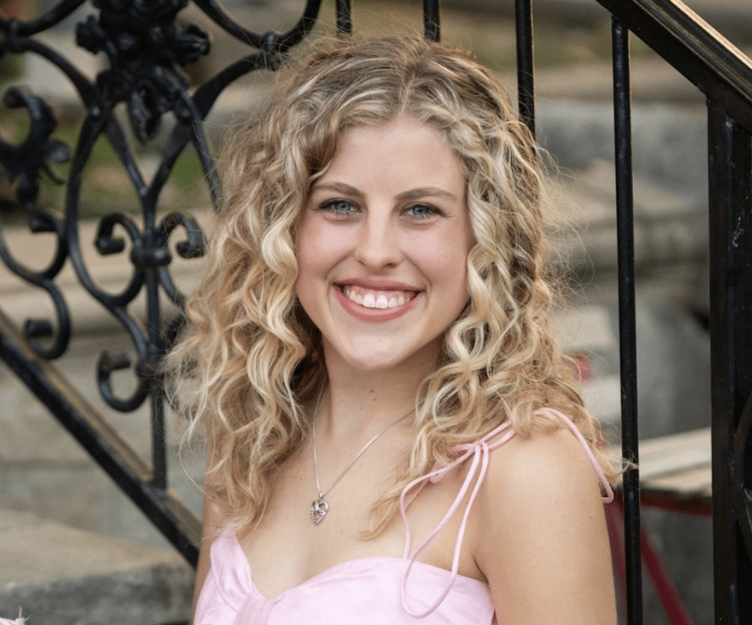SCA senior Hannah Deister is the recipient of the Elks Lodge - Kansas City #26 for Most Valuable Student for service. Hannah received a $1,000 award and plans to attend Baylor University and study Communication Sciences and Disorders.